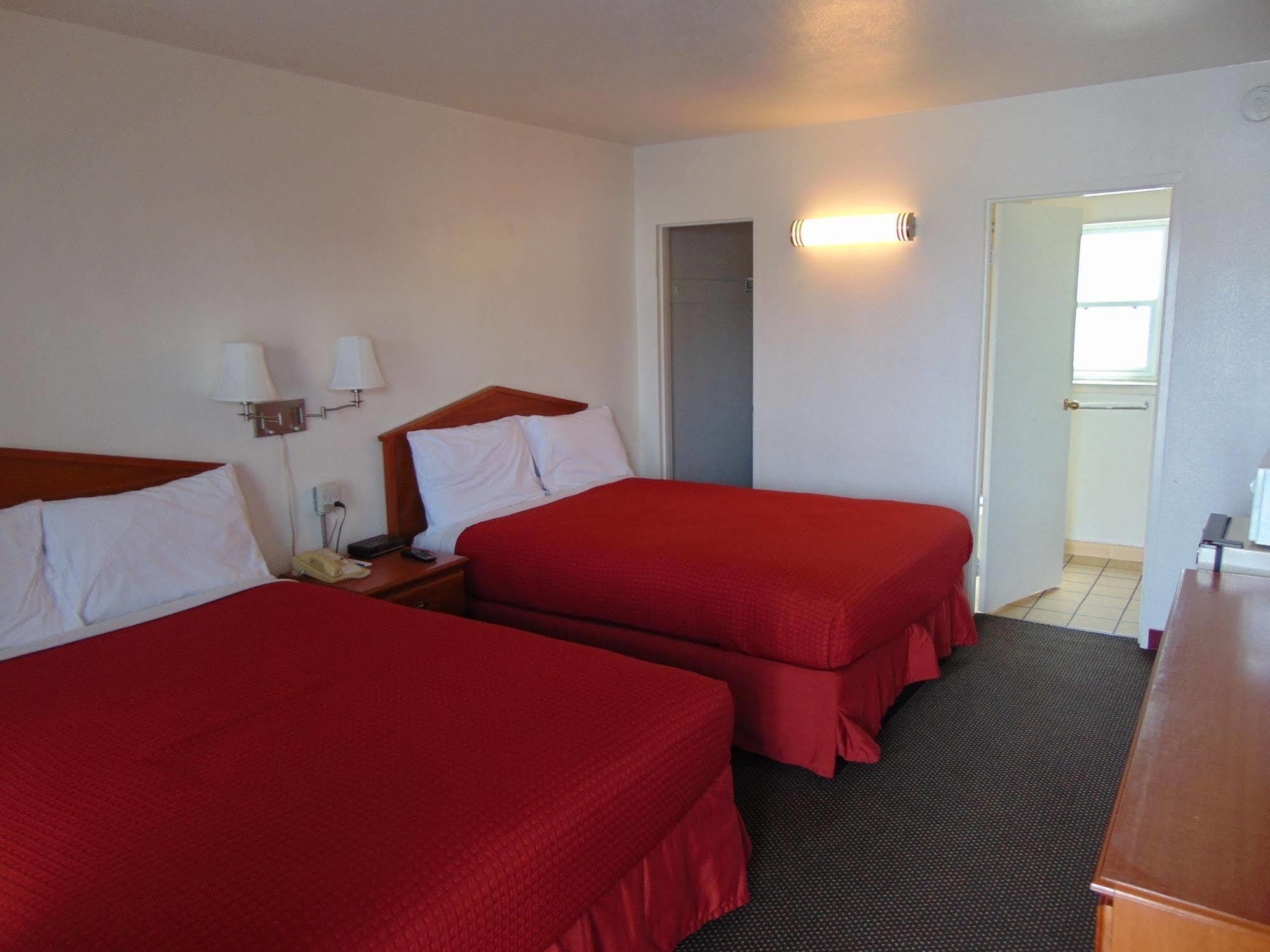 Econo Lodge Moses Lake Exterior foto